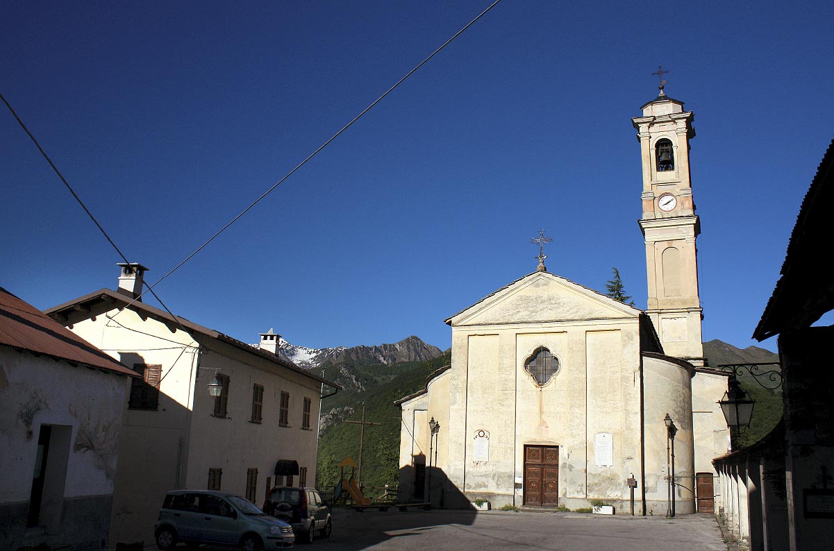 Kirche von Pra di Roburent, Chalets Mongioie